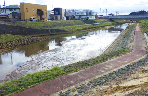 写真：河川等環境維持修繕工事 後